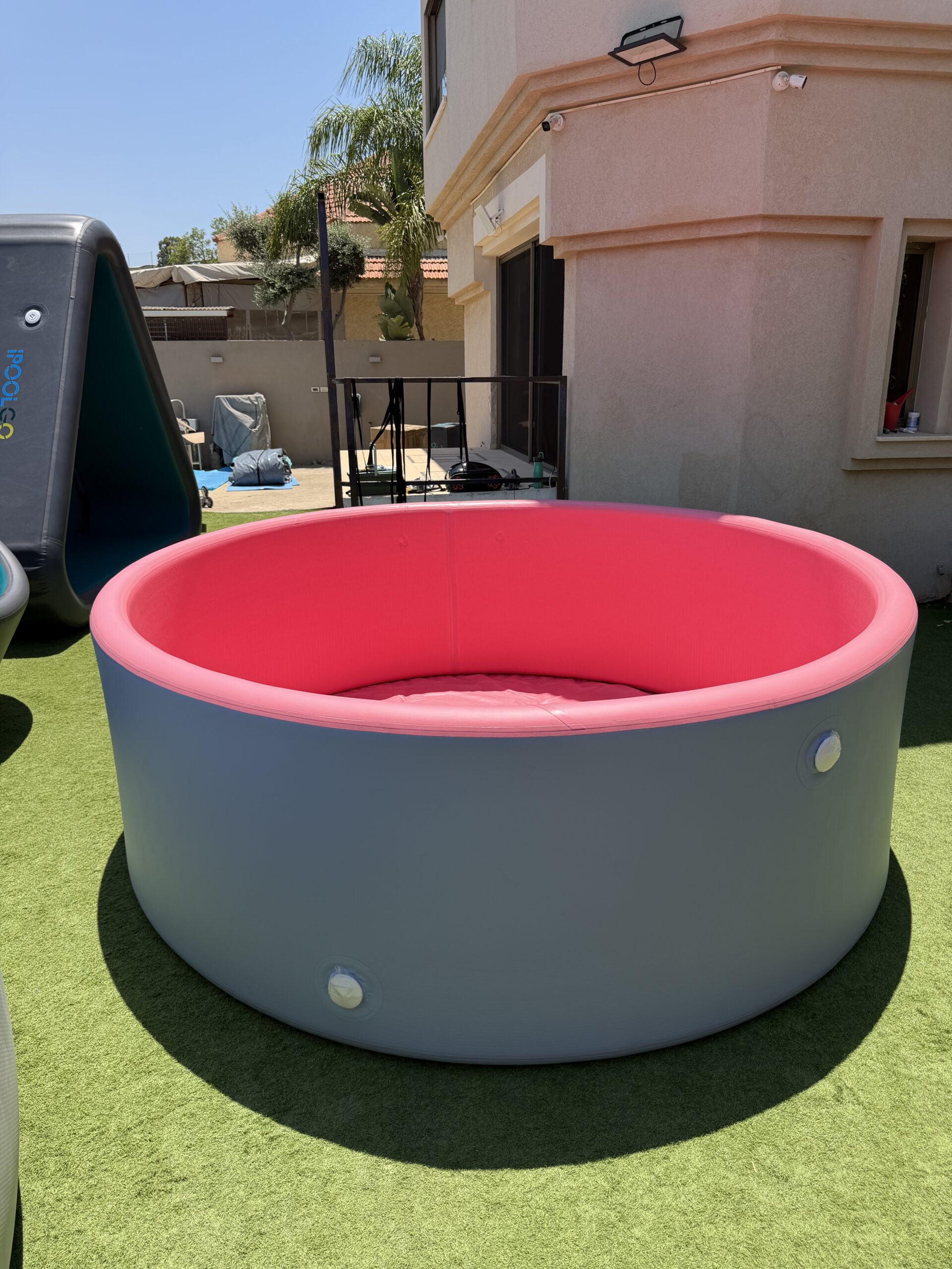 בריכה עגולה פרו 1.22*3.7